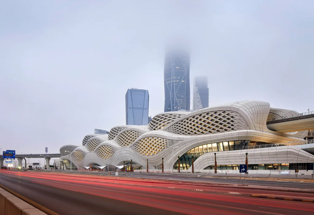 Riyadh Metro: A Gateway to Saudi Arabia’s Unique Tourism Experience
