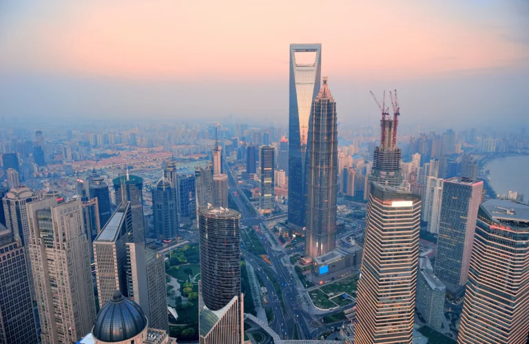 Dubai vs. Riyadh The Rise of the Middle East as a Global Investment Hub