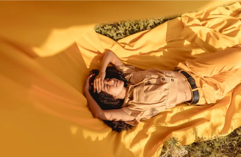 Threads of Change: Evolving Fashion and Lifestyle in the Middle East