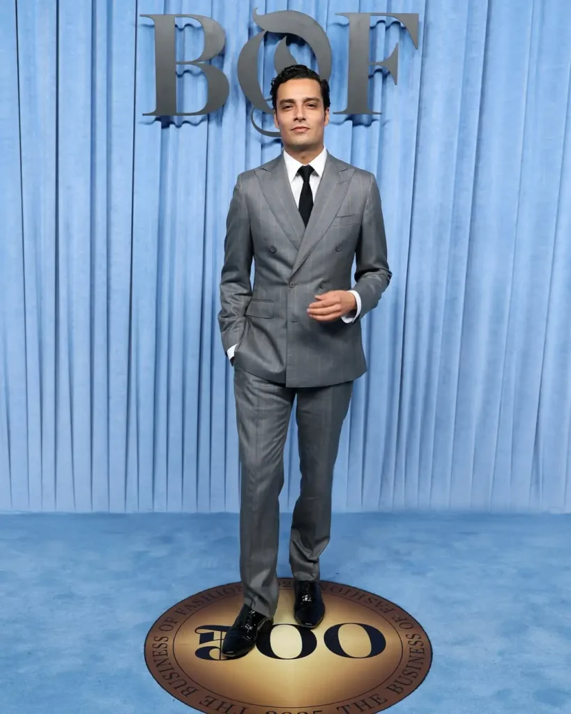 Mohamed Benchellal – Sculpting Past Tomorrow