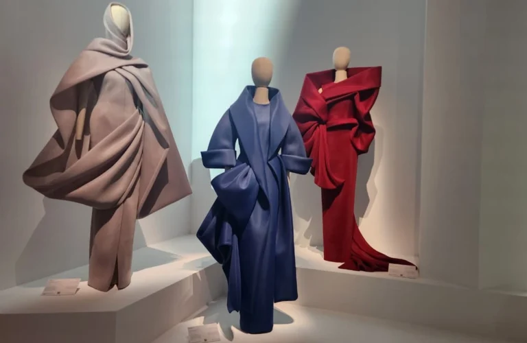 Mohamed Benchellal – Sculpting Past Tomorrow