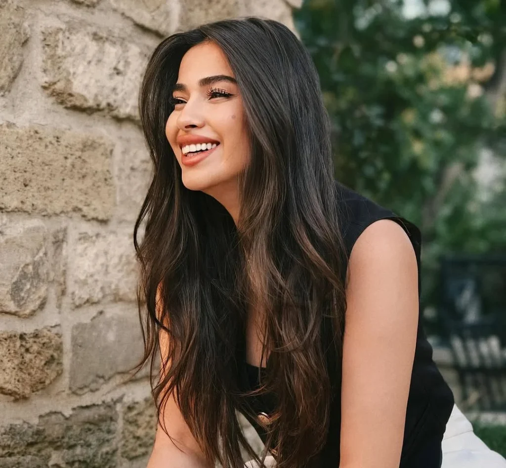 Arzu Mammadova, The Eternal Elegance of the Caspian Muse