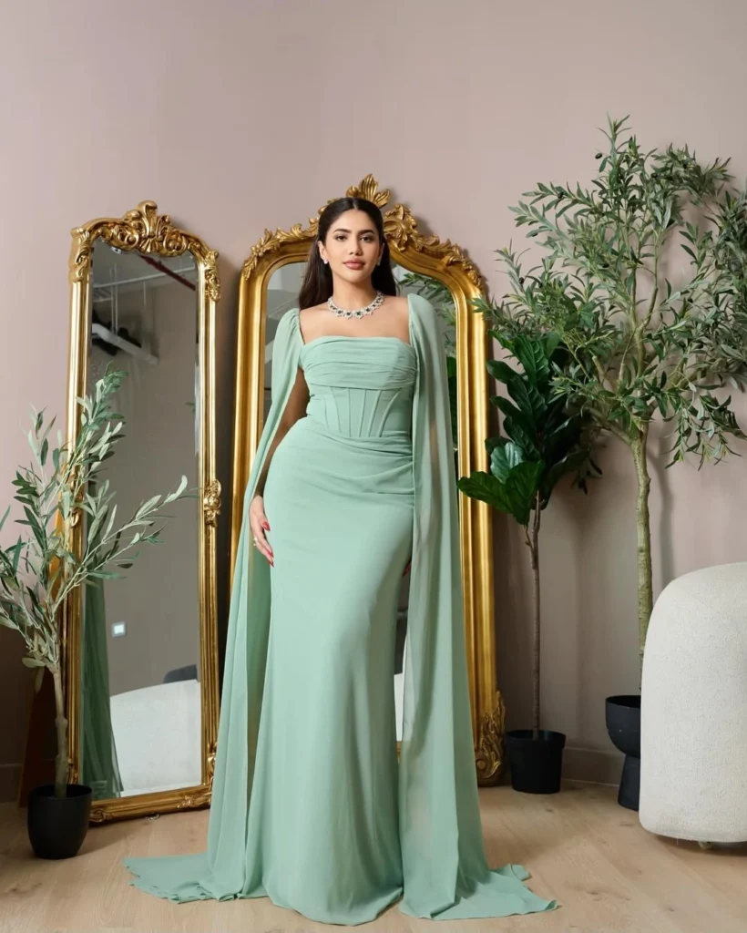 Noor Stars, the Empowering Empire of Noor Stars, Iraqi-American Trailblazer, Podcast Host, and Beauty Entrepreneur