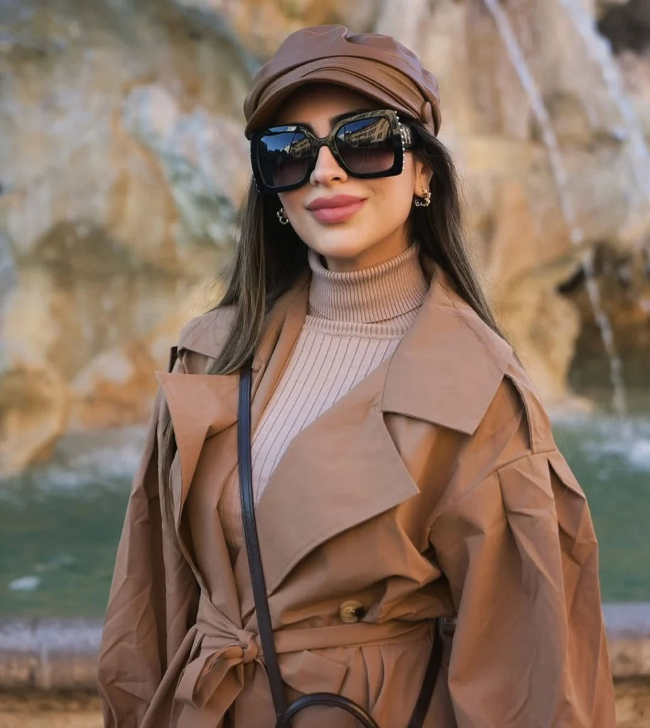 Rehab Al Mehairi, The Art of Existence in a World of Constant Visibility